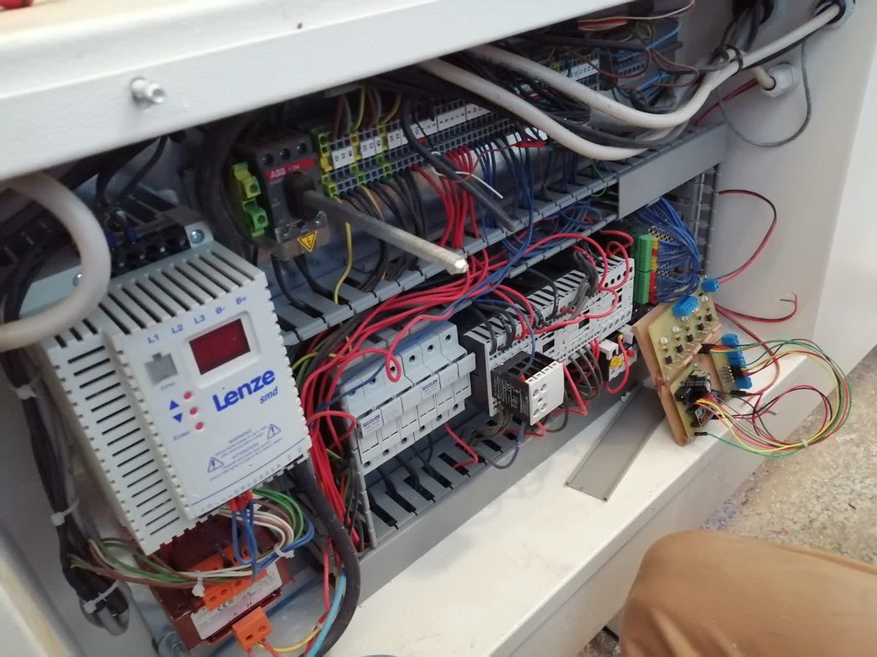 عکس ۱ از پروژه ۳